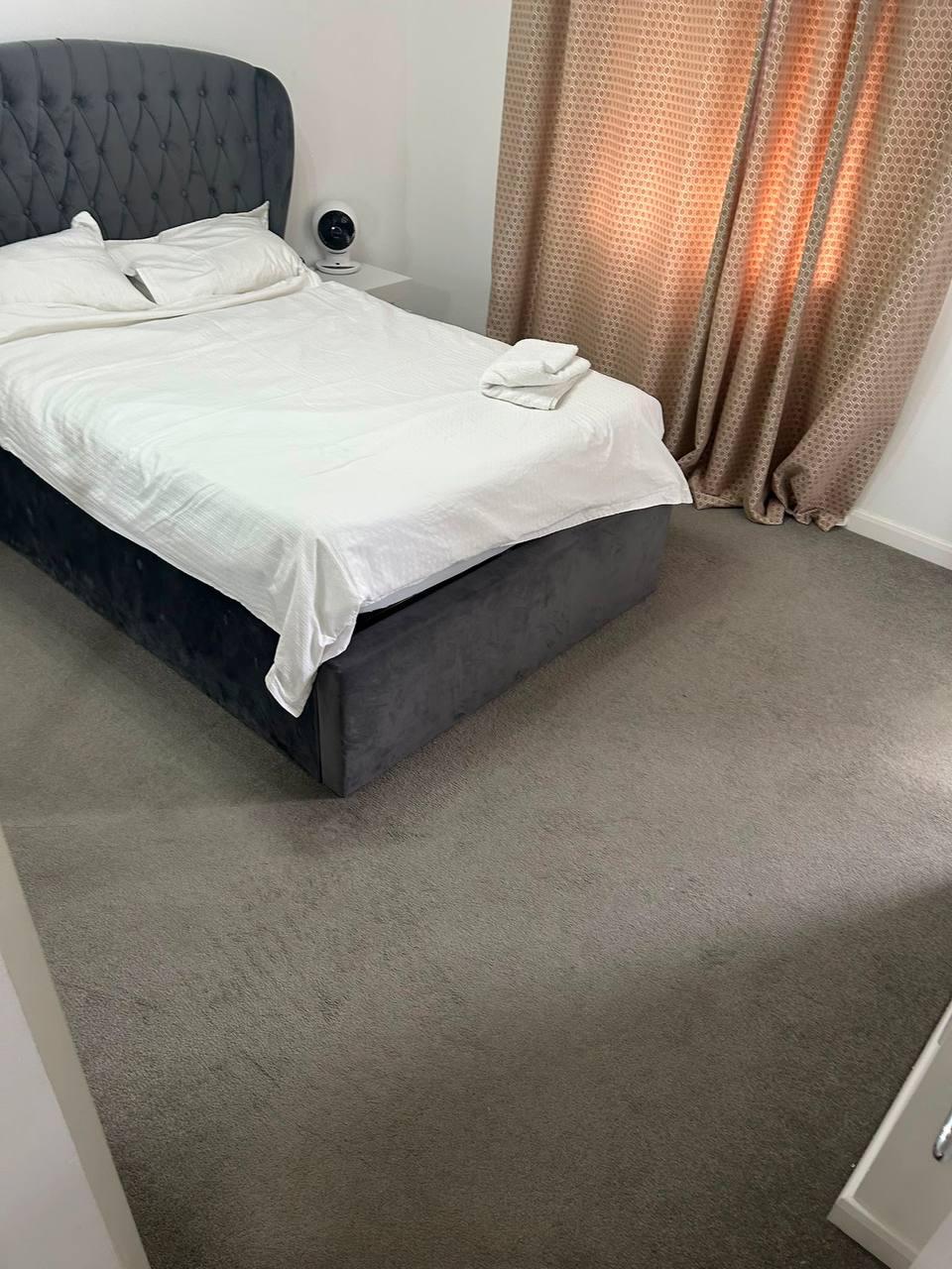 Room carpet after a colour refresh